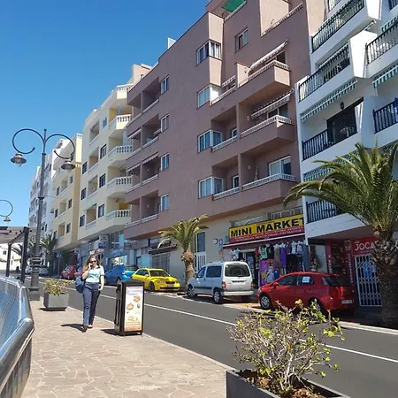 Apartment Playa Chica *